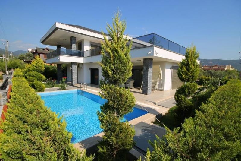 Didim Aydin Traumhafte Villa 70 m enfernt vom Strand in Didim Akbük Haus kaufen