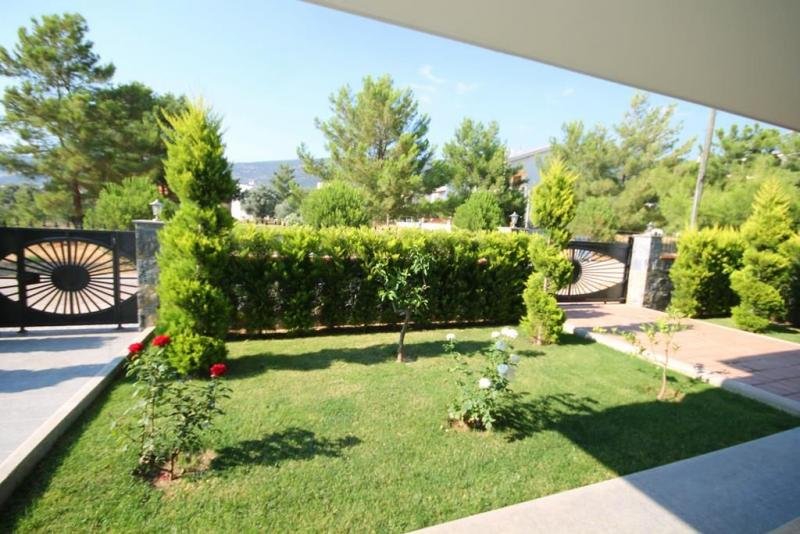 Didim Aydin Traumhafte Villa 70 m enfernt vom Strand in Didim Akbük Haus kaufen