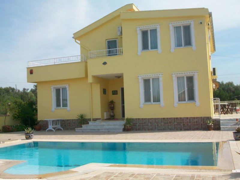 Didim Aydin Türkei Immobilie: Villa auf 2 Etagen im grünen mit Pool Haus kaufen