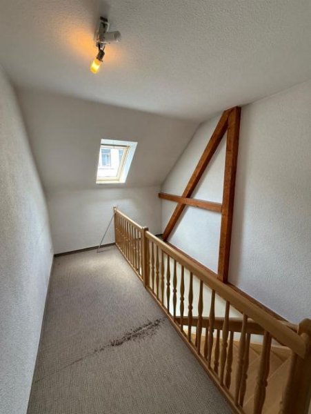 Lichtenstein/Sachsen Großzügiges 8-Zimmer EFH mit wunderschönem Garten, Kamin und Einliegerwohnung Haus kaufen