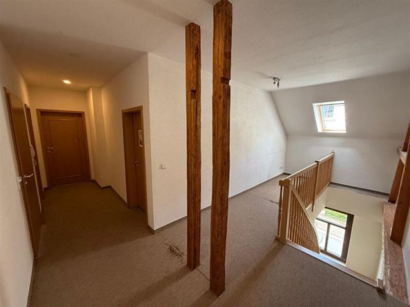 Lichtenstein/Sachsen Großzügiges 8-Zimmer EFH mit wunderschönem Garten, Kamin und Einliegerwohnung Haus kaufen