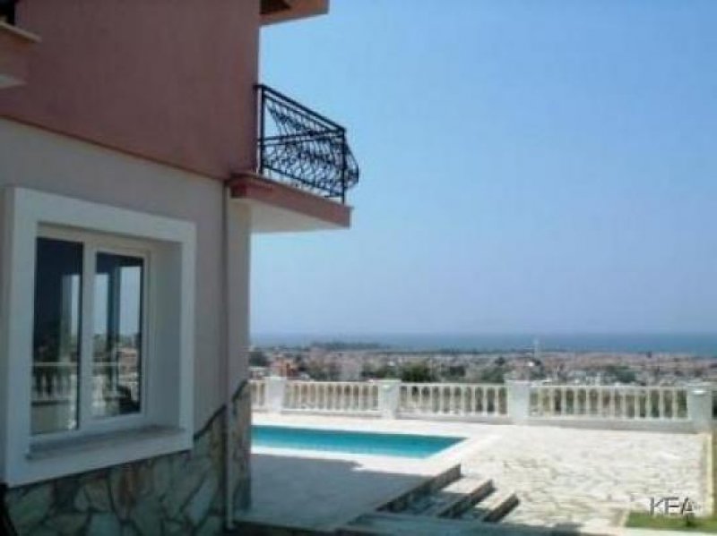 KUSADASI Neue freistehende Villa in Kusadasi mit Privatpool. Erstklassiger Meerblick. Grundstück 350 m2 Haus kaufen