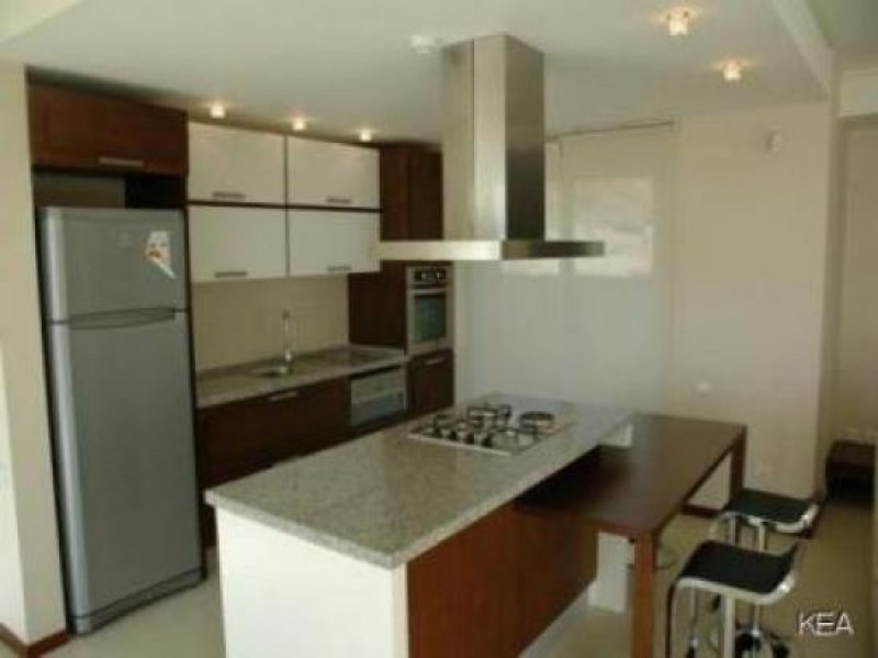 KUSADASI Neue Villen mit Meerblick. Poolanlage. Wohnzimmer mit Kamin, Badezimmer mit Whirlpool. Haus kaufen