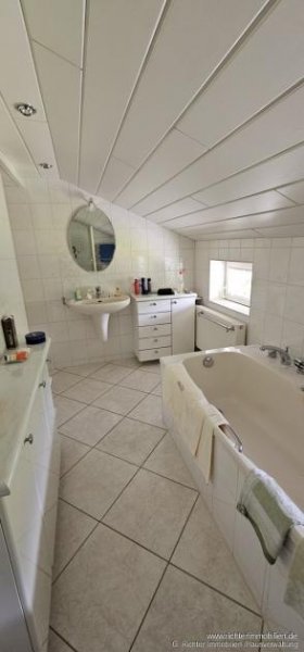 Freiberg Einfamilienhaus mit Einliegerwohnung zu verkaufen in OT Zug Haus kaufen