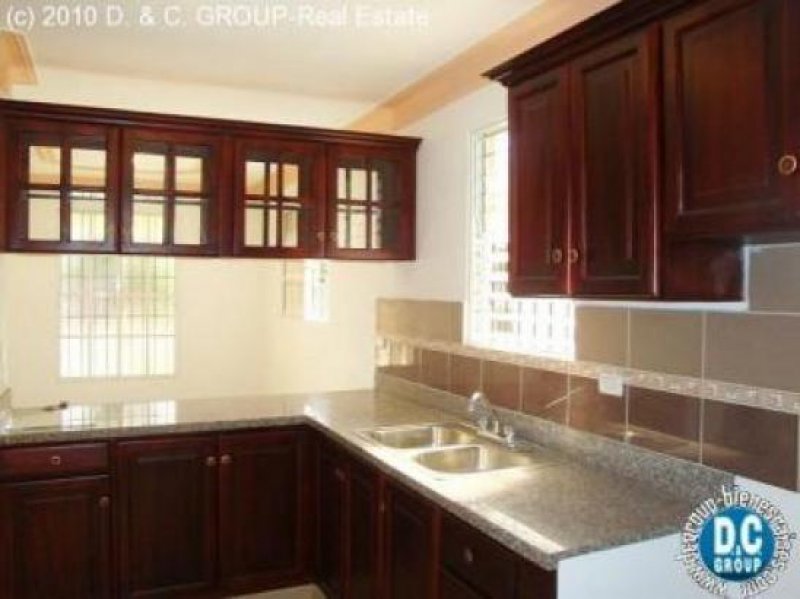 Santiago Neugebautes Einfamilienhaus Haus kaufen