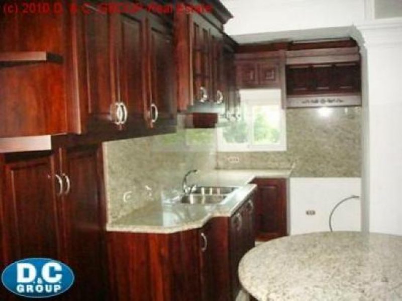 Villa Olga Luxus-Apartments in einer der vornehmsten Gegenden der Stadt Santiago! Wohnung kaufen