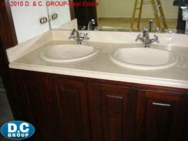 Villa Olga Luxus-Apartments in einer der vornehmsten Gegenden der Stadt Santiago! Wohnung kaufen