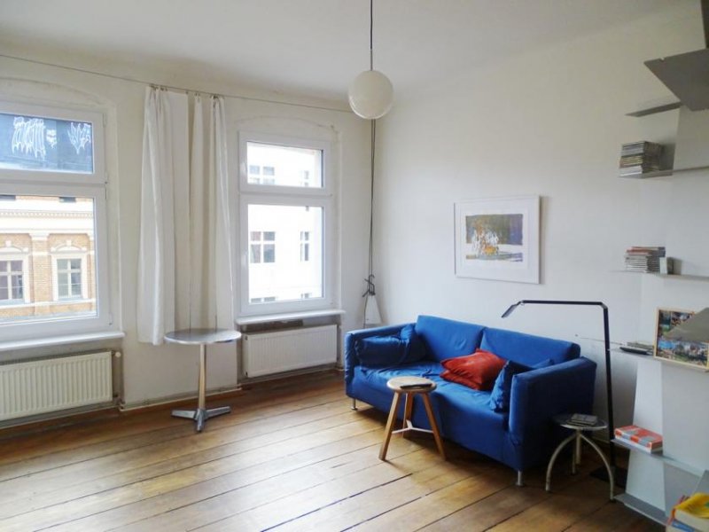 Berlin Charmante 2-Zimmer-Altbauwohnung
in bester Lage von Prenzlauer Berg
-vermietet- Wohnung kaufen