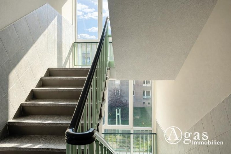 Berlin Modernisierte 3-Zimmer-Wohnung mit Balkon in Berlin Mitte – derzeit vermietet Wohnung kaufen