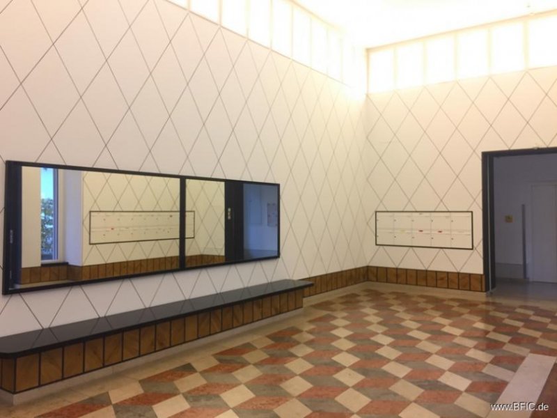 Berlin 3-Zi.-Neubau-Wohnung mit 2 Bädern, Balkon, ruhige Innenhoflage, Bestlage Mitte Wohnung kaufen