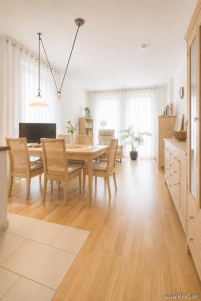 Berlin Bezugsfrei & ruhig: Moderne 3-Zimmer-Wohnung mit Balkon und 2 Bädern Wohnung kaufen
