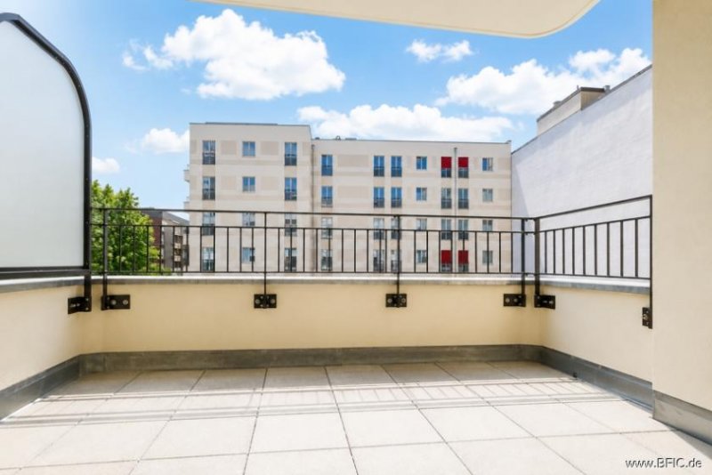Berlin elegante 2-Zi.-Wohnung mit großem Balkon - möbliert vermietet nähe Spittelmarkt Wohnung kaufen