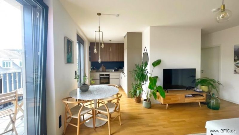 Berlin Hochwertige Dachterrassen-Wohnung, Blick auf den Fernsehturm Wohnung kaufen
