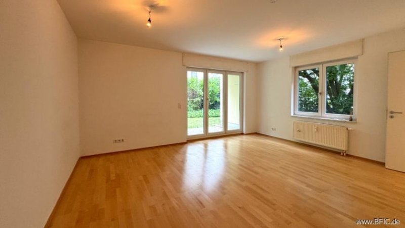 Berlin Ruhige Gartenterrasse mit 3-Zimmer-Wohnung - total zentral Wohnung kaufen