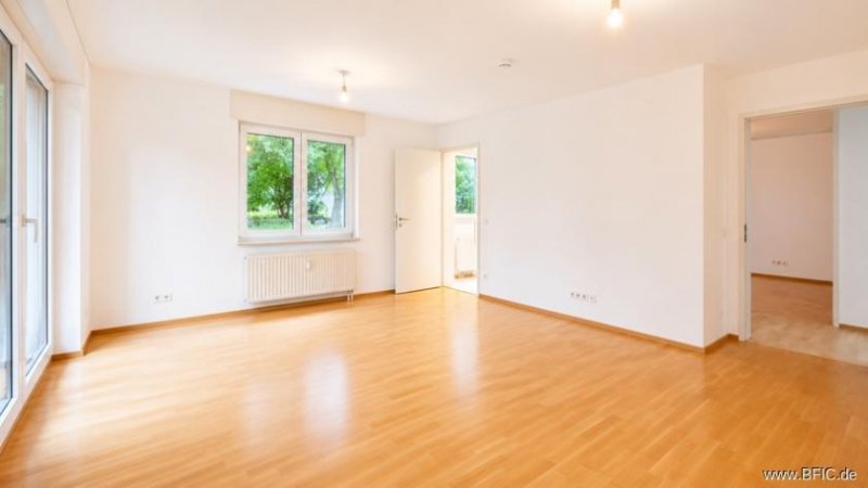 Berlin Ruhige Gartenterrasse mit 3-Zimmer-Wohnung - total zentral, sofort bezugsfrei Wohnung kaufen