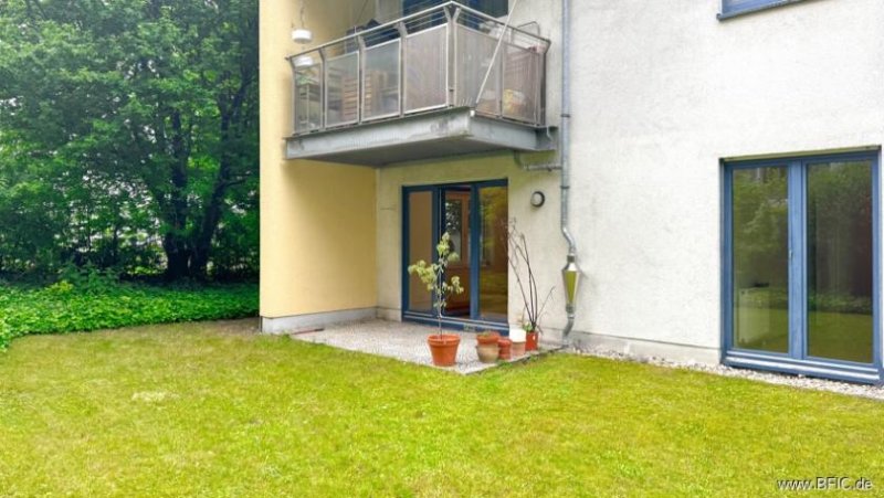 Berlin Ruhige Gartenterrasse mit 3-Zimmer-Wohnung - total zentral Wohnung kaufen