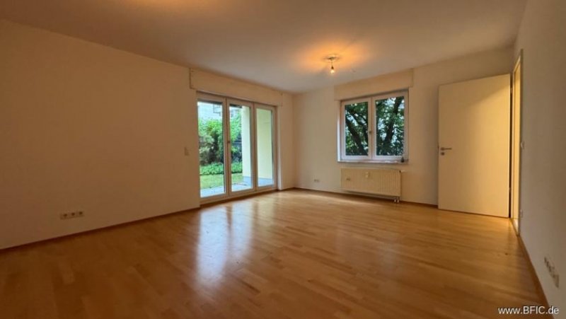 Berlin Ruhige Gartenterrasse mit 3-Zimmer-Wohnung - total zentral Wohnung kaufen