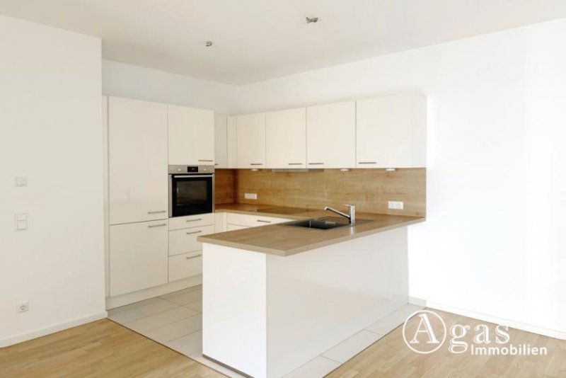 Berlin Wohnen in Bestlage – 3-Zimmer-Wohnung mit Balkon und Tiefgaragenstellplatz in Berlin-Mitte! Wohnung kaufen