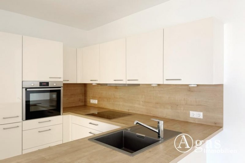 Berlin Wohnen in Bestlage – 3-Zimmer-Wohnung mit Balkon und Tiefgaragenstellplatz in Berlin-Mitte! Wohnung kaufen