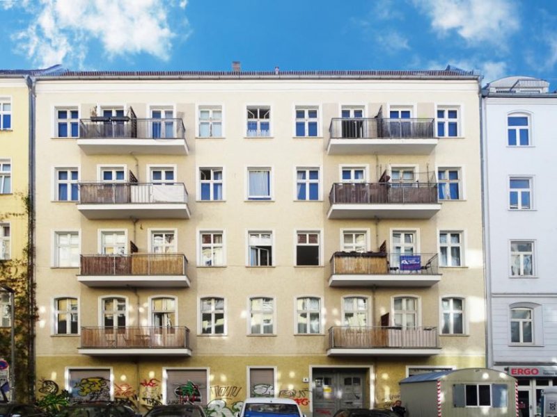 Berlin Bezugsfreie ruhige
1,5-Zimmer-Altbauwohnung
in begehrter Lage Friedrichhain Wohnung kaufen