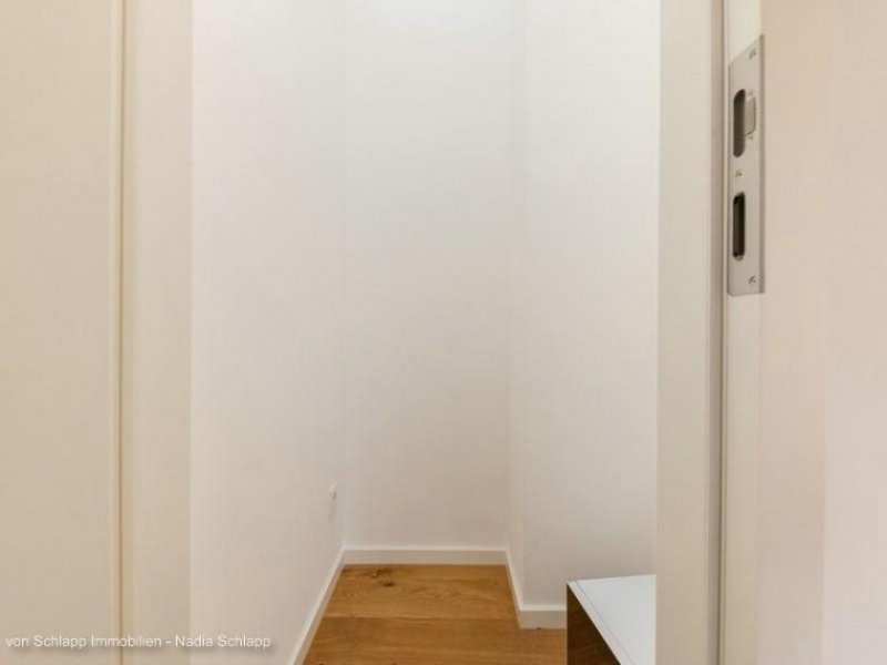 Berlin Neuwertiges 2-Zimmer-Appartement mit Balkon in begehrter Lage Wohnung kaufen