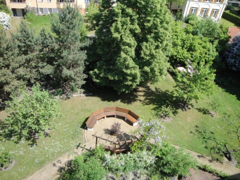 Berlin Gepflegtes Mehrfamilienhaus
mit 11 Einheiten
in Berlin - Karlshorst Gewerbe kaufen