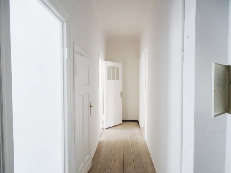 Berlin Bezugsfreie 2-Zimmerwohnung
mit Balkon in begehrter
Prenzlauer Berg Lage Wohnung kaufen