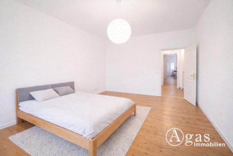 Berlin Charmante 2-Zi-Altbauwohnung mit Balkon in ruhiger Hinterhauslage Wohnung kaufen