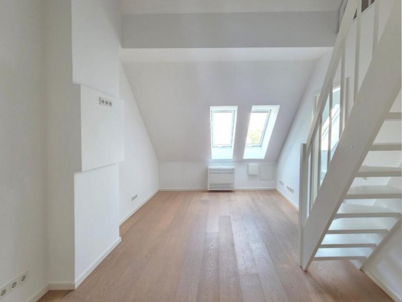 Berlin Exquisite Dachgeschosswohnung im Humannkiez Wohnung kaufen