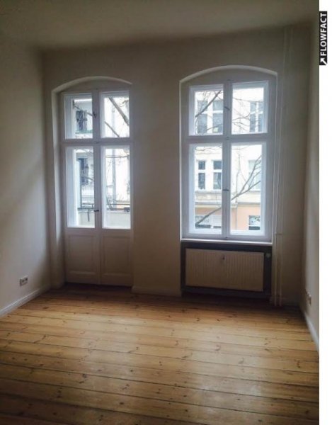Berlin Studentenwohnung mit Balkon und Einbauküche in P´berg! Wohnung kaufen