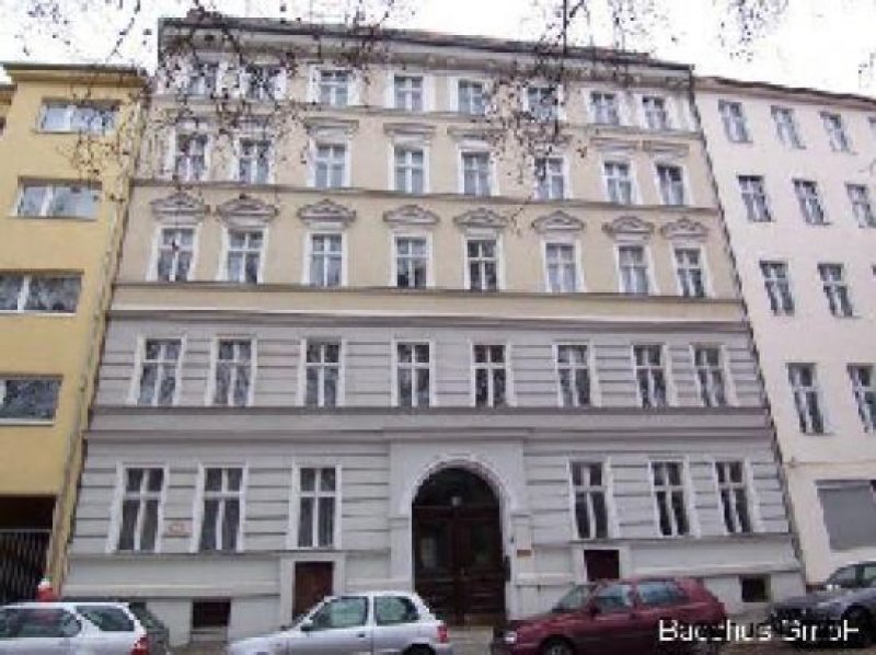 Berlin Bell-Etage mit Wohnküche, Wohnbad + ruhigem Balkon Wohnung kaufen