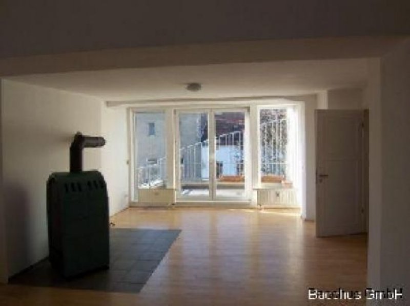 Berlin Ruhige DG-Wohnung mit großer Terrasse - leider ohne Fahrstuhl! Wohnung kaufen