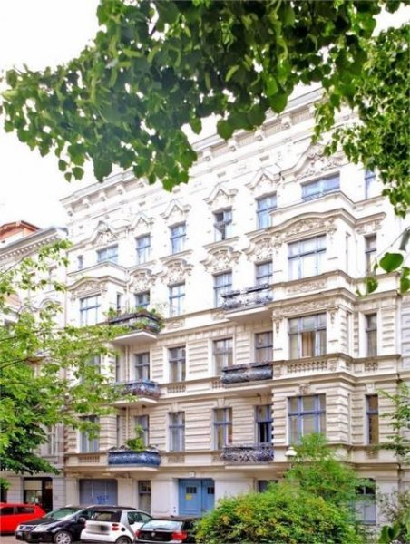 Berlin INVESTMENT PROPERTY: TWO ROOM FLAT IN MOABIT IN A AMAZING ALT BAU + 2,06% YIELD Gewerbe kaufen
