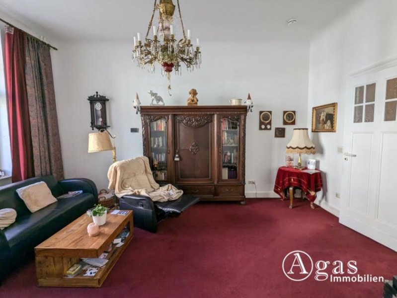 Berlin Gut vermietete 3-Zimmer-Altbauwohnung im Mierendorff-Kiez in Charlottenburg Wohnung kaufen