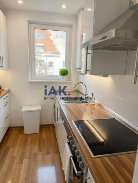 Berlin City-Living pur: Lichtdurchflutete Wohnung am Ernst-Reuter-Platz! Wohnung kaufen