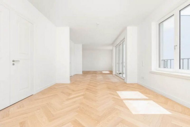Berlin Prov.-frei: Großzügige 4-Zimmer Penthouse Wohnung kaufen