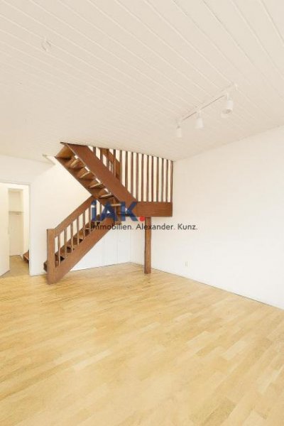 Berlin Charmante 2-Zimmer‑Maisonette mit Balkon & EBK in Charlottenburg - ideal zum Wohlfühlen Wohnung kaufen