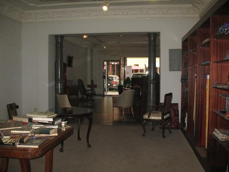 Berlin ***Repräsentative Ladenfläche in gut frequentierter LAGE! *** Gewerbe kaufen