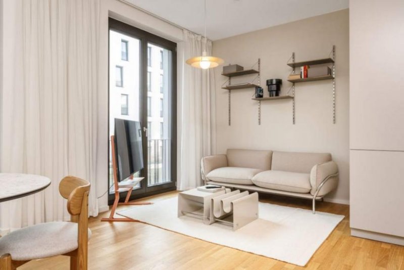 Berlin Prov.-frei: Möblierte 2-Zimmer-Wohnung mit Balkon Wohnung kaufen