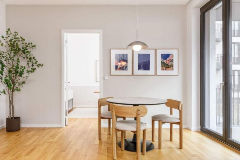 Berlin Prov.-frei: Möblierte 2-Zimmer-Wohnung mit Balkon Wohnung kaufen