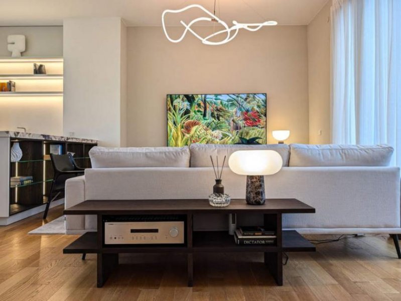 Berlin Prov.-frei: Möbliertes Penthouse mit großer Sonnenterrasse Wohnung kaufen