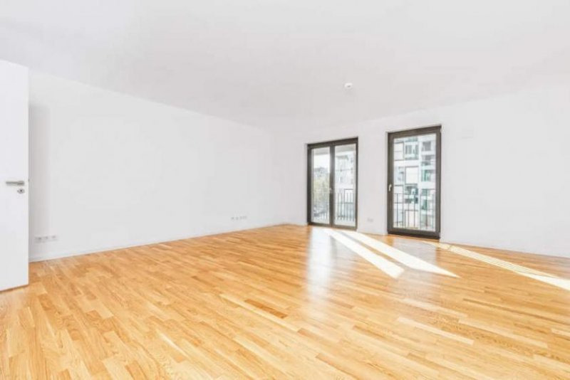 Berlin Prov.-frei: Penthouse mit großer Sonnenterrasse Wohnung kaufen