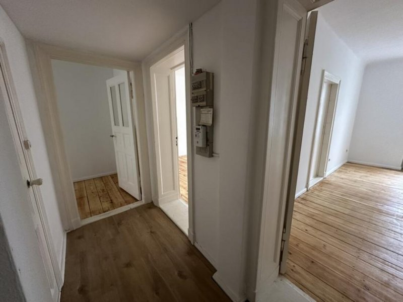Berlin Bezugsfreie 2-Zimmer-Wohnung mit
Altbaucharme in Schöneberg Wohnung kaufen