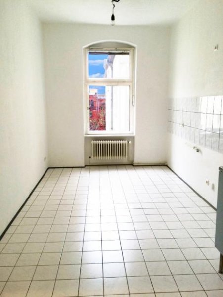 Berlin Attraktive, vermietete 3-Zimmerwohnung
in bester Berlin-Kreuzberglage
-Eigenbedarfskündigung möglich- Wohnung kaufen