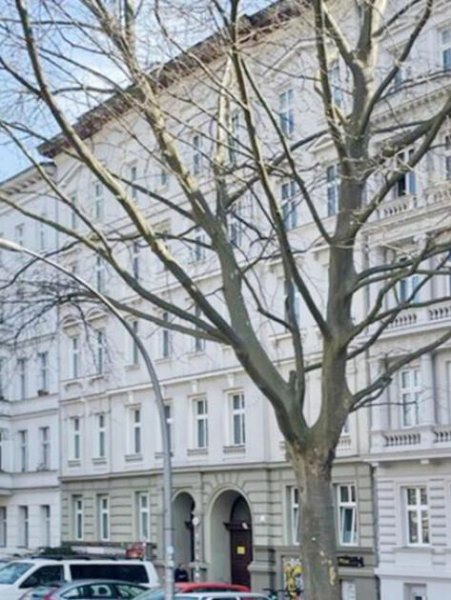 Berlin Charakterstarke Gewerbefläche mit
Bestandsgastronomie in
zentraler Lage von Kreuzberg Gewerbe kaufen