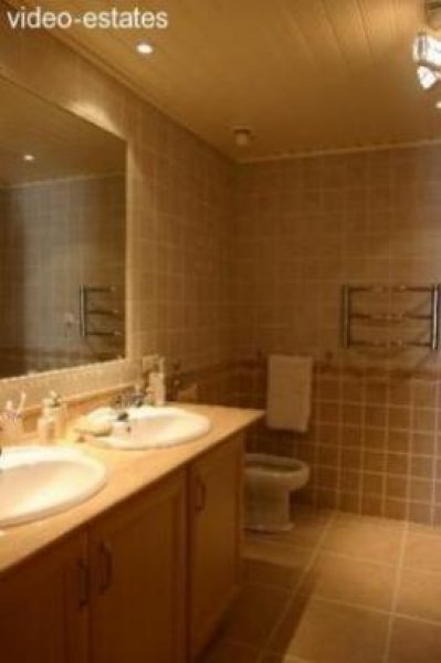 Sabanillias Villa aus Holz, Blockhaus mit 180 Grad Panoramablick Haus kaufen