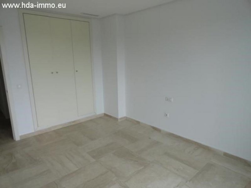 Sotogrande HDA-immo.eu: 2 SZ Wohnung im Marina Sotogrande, Bankverwertung. Wohnung kaufen
