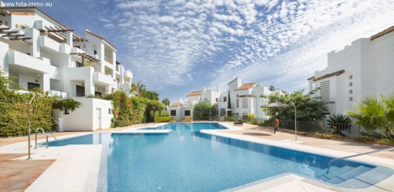 San Roque HDA-immo.eu: Meerblick, Meernähe, schöne Etagenwohnung in Marina de Alcaidesa Wohnung kaufen