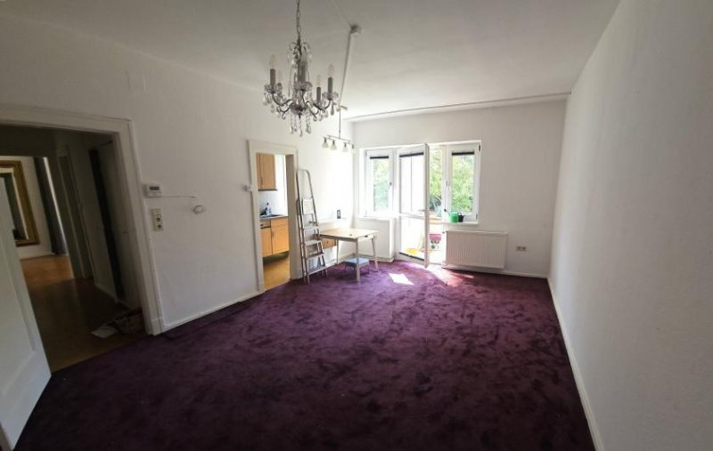 Berlin **SÜßE 2 Zimmer- Balkonwohnung mit Tageslichtbad und EBK** Wohnung kaufen