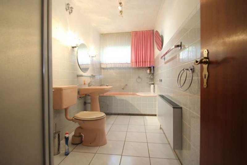 Berlin Einfamilienhaus mit Garage im schönen Berlin Mariendorf zum Kauf Haus kaufen